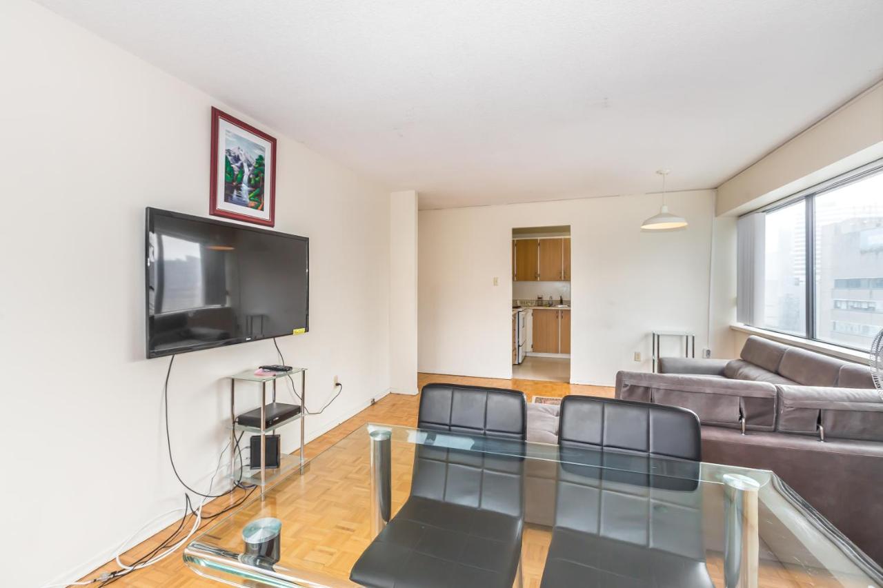 Toronto Furnished Living-Gerard Apartment Exterior photo