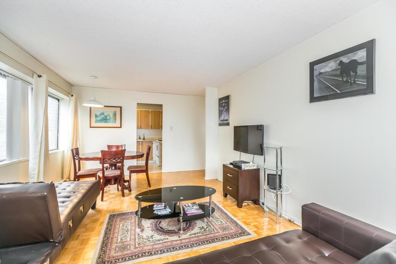 Toronto Furnished Living-Gerard Apartment Exterior photo