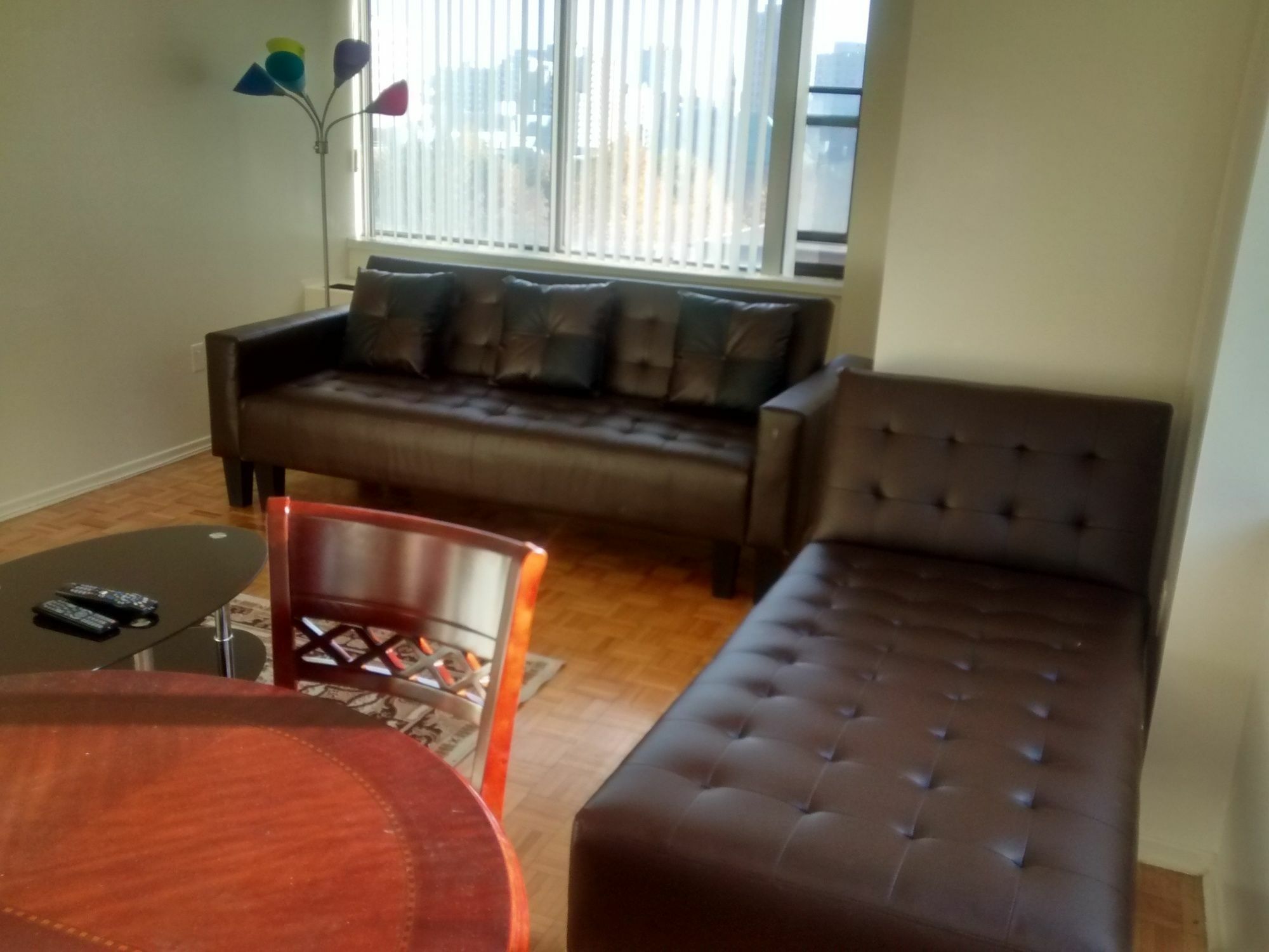 Toronto Furnished Living-Gerard Apartment Exterior photo